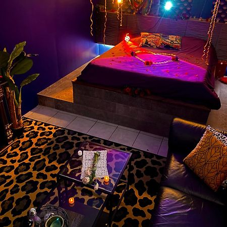 Suite Romantique Jacuzzi Gagny Luaran gambar