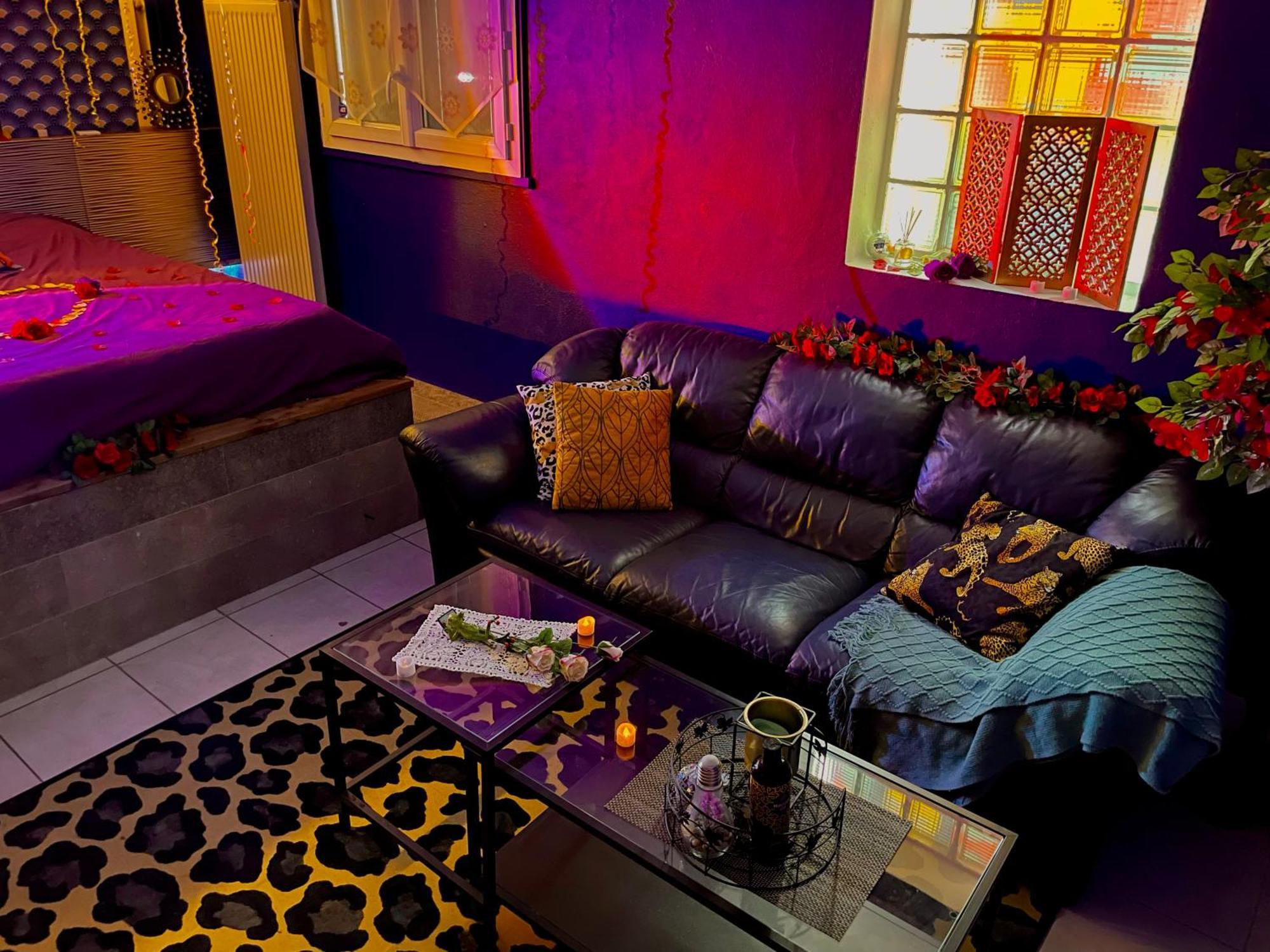 Suite Romantique Jacuzzi Gagny Luaran gambar